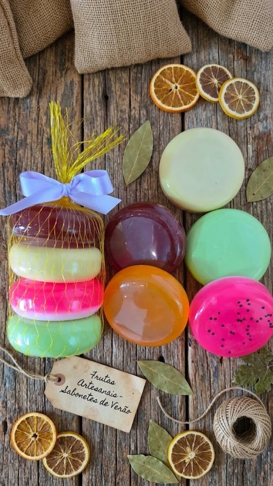 Sabonetes de Frutas Tropicais